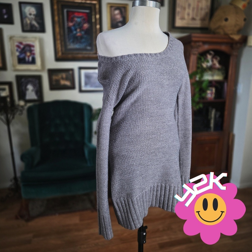 Vintage Y2K Wet Seal Gray Knit Boat Neck Long Sleeve Cozy Pullover Sweater‎
